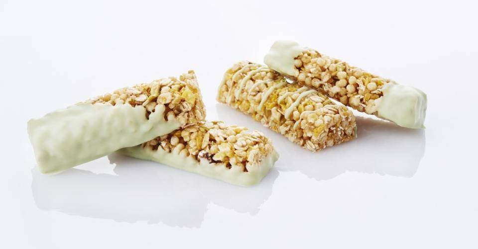 Chocolate-dipped cereal bars