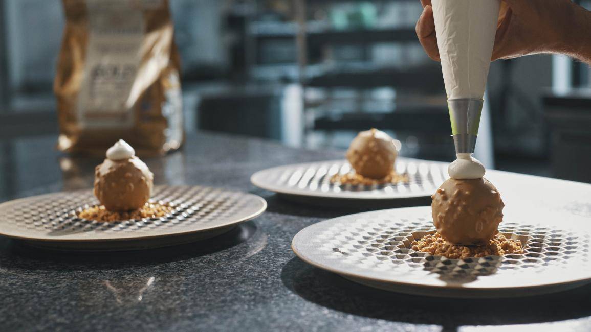 Gold Rocher
