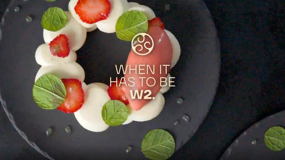 Callebaut W2 Recipe White Chocolate Pavlova