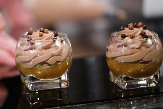 Chocolate mousse & sauce